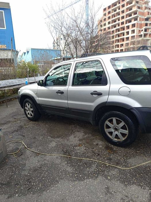 Продавам Ford Maveric 2.3 150 XLT