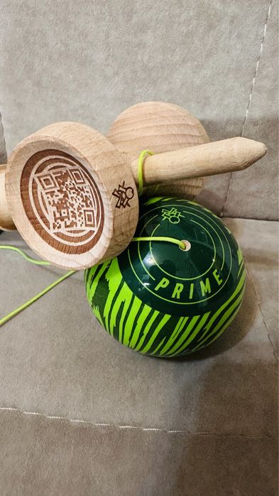 Sweets Kendama Grain Split