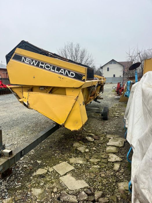 Vand header combina New Holland