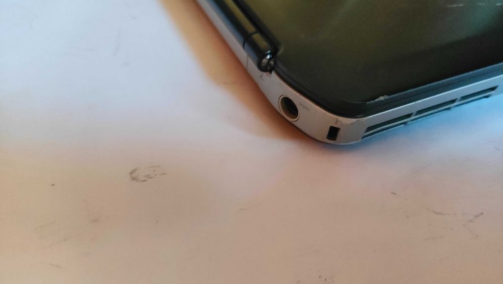 Продавам лаптоп Dell latitude e5430 5/4gb/320gb