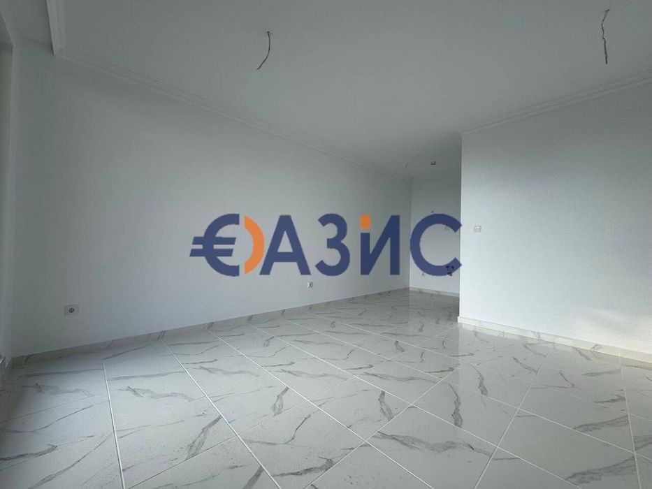 Продава се Едностаен апартамент в Свети Влас - 34 кв.м за 990 €/кв.м - Снимка #1