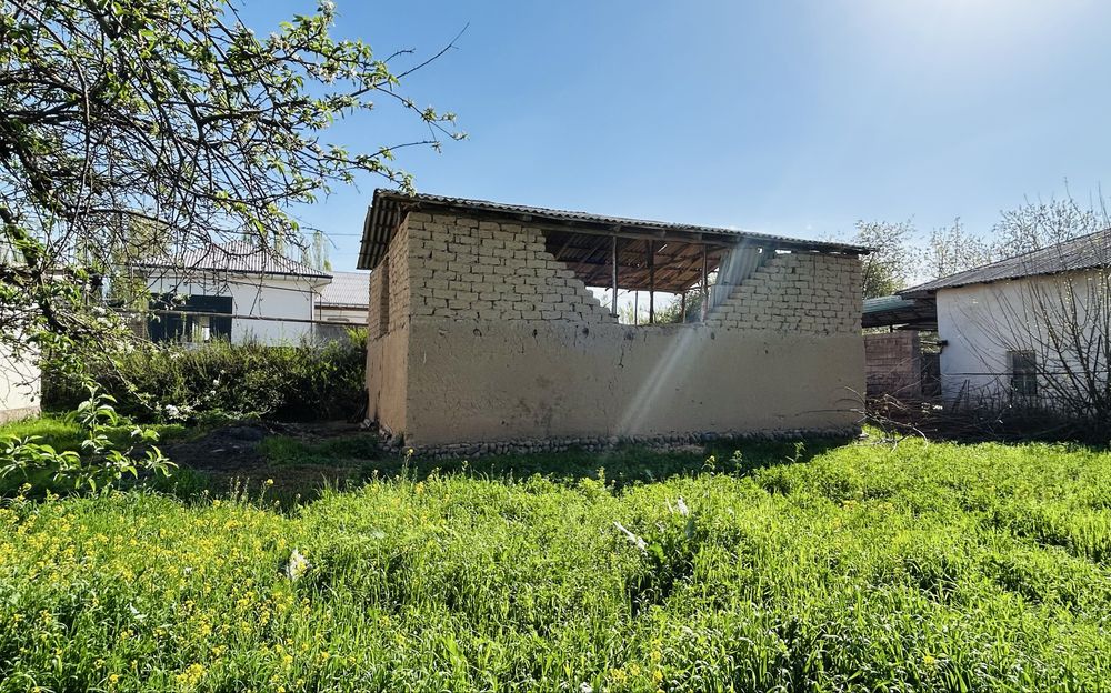 Прадаётся участка