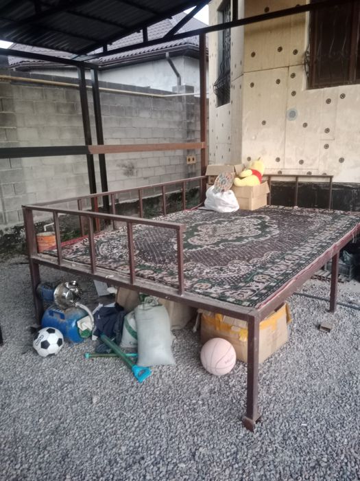 Продам тапчан металлический