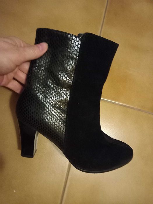 Botine piele intoarsa, marime 37