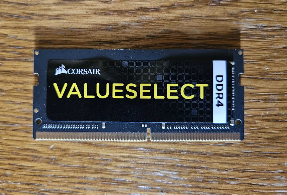 Memorie laptop Corsair Memorie RAM Value Select SODIMM DDR4 8GB 2133 MHz CL15 1.2V