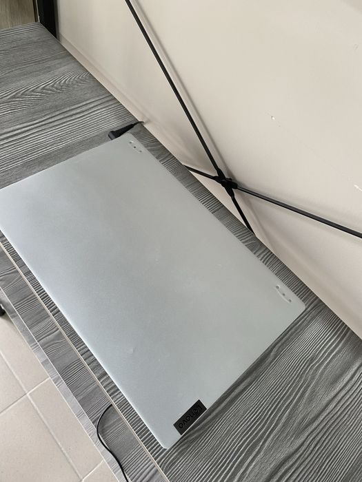 Lenovo ideapad 5