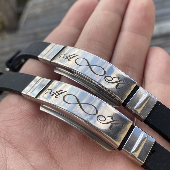 Браслеты с личной гравировкой