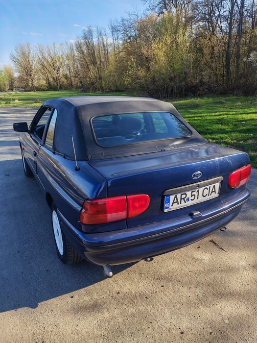 FORD Escort 1994 — imagine 3