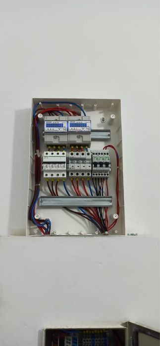 Probleme electrice? Instalații și reparații pentru casă și industrial