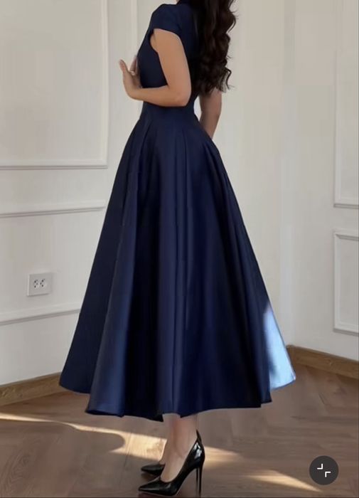 Платье нарядное