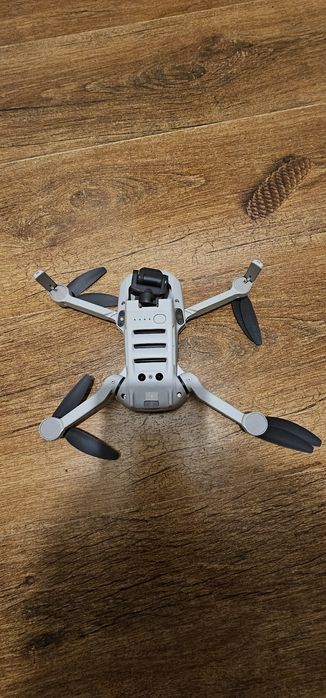 Dronă dji mini 4k fly more combo + 3 baterii