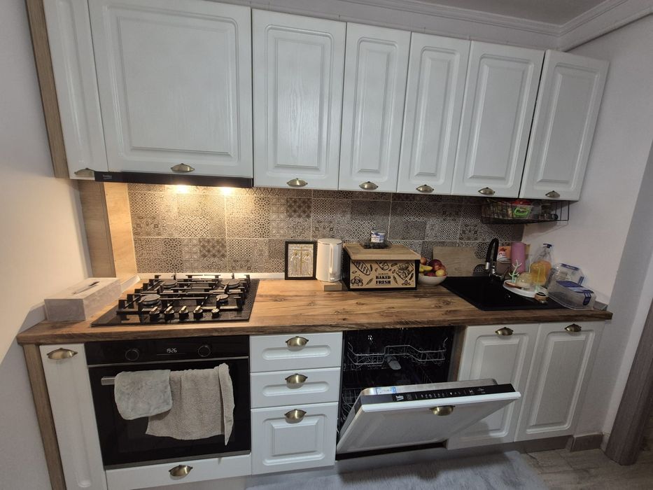 Vand apartament 2 camere, Trivale