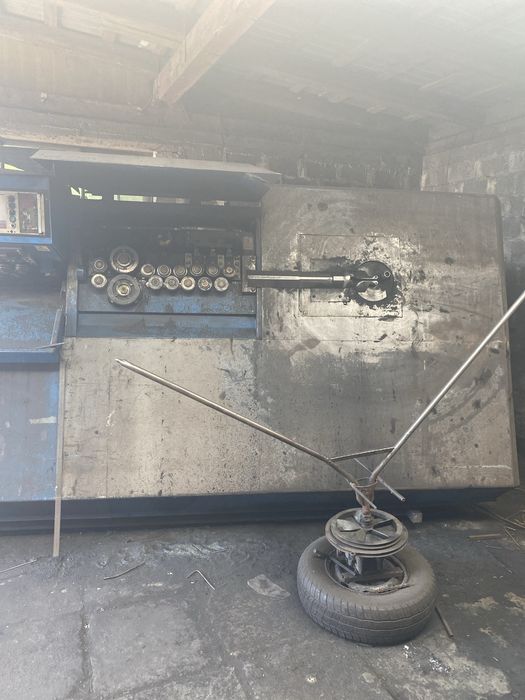 Masina  confectionat etrieri constructii marca  Galanos cu 2 derulatoa