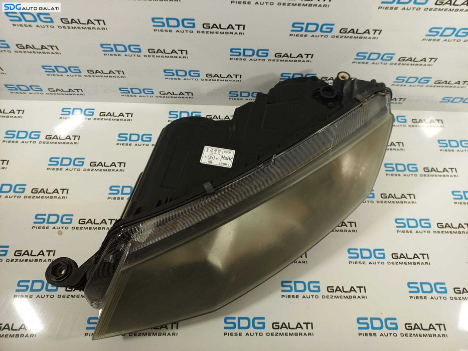 Far Stanga FARA Xenon Skoda Octavia 3 2013 - 2017 [L1871]