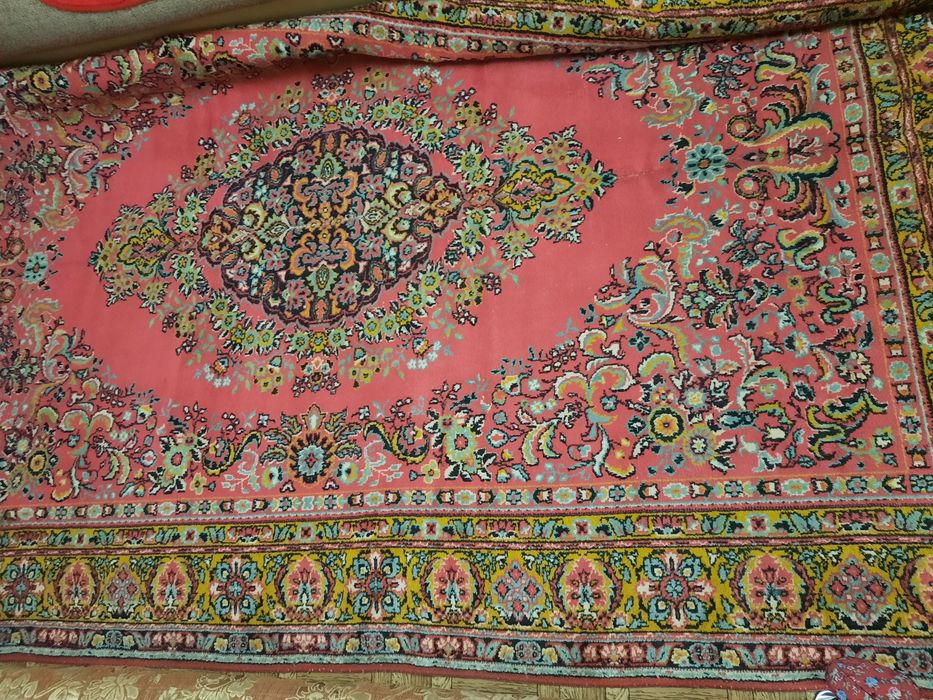 Продам ковёр натуральный