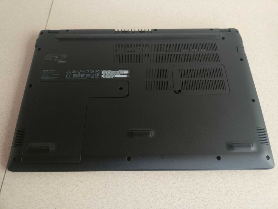 Laptop Acer A315-51 display 15,6  I3-6006u ram 8gb ddr4 SSD M2 256gb