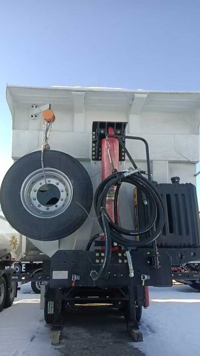 В наличии Полуприцеп самосвальный объёмом 29 м³