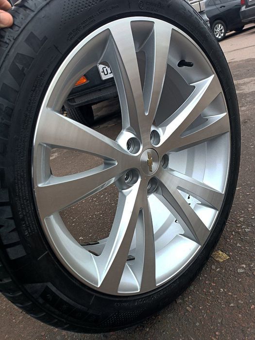 20 Каптива аргинал диска балон холати янгидай