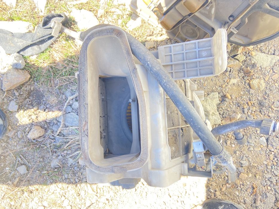 Корпус печки, моторчик печки, радиатор печки