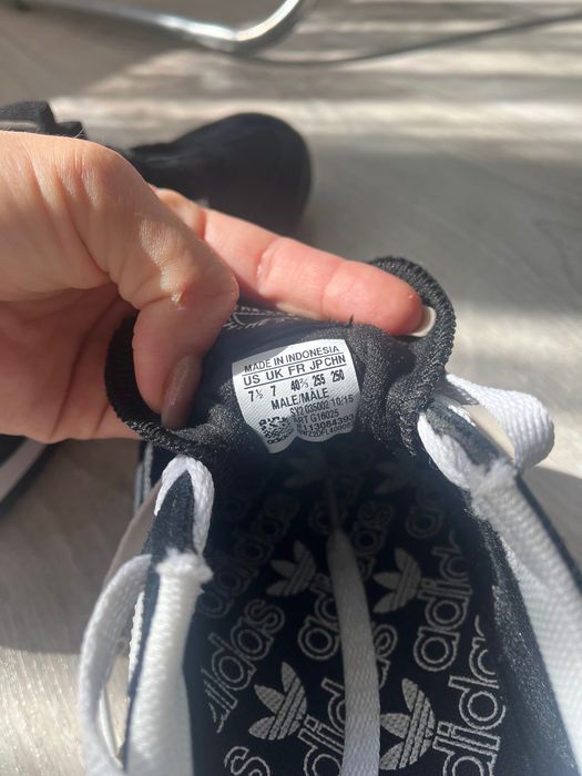Adidași adidas dragon