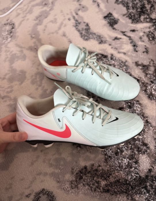 ghete de fotbal NIKE marimea 40