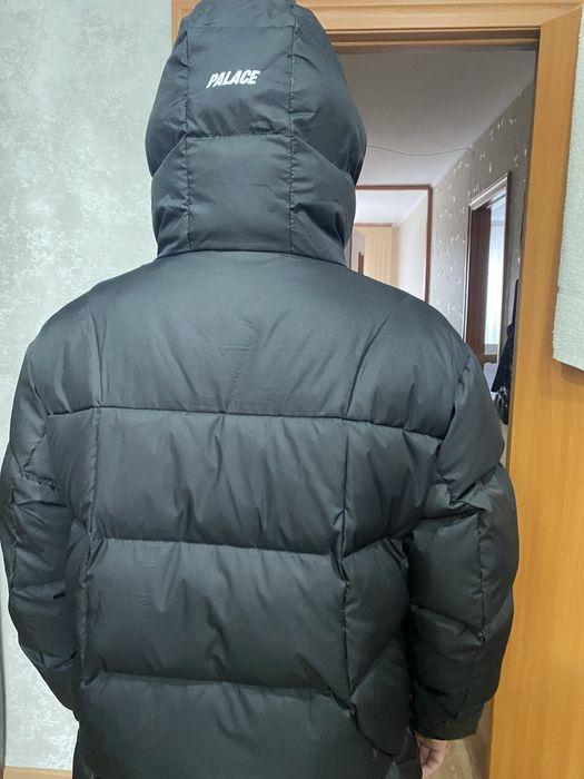 Продам Куртку Palace.