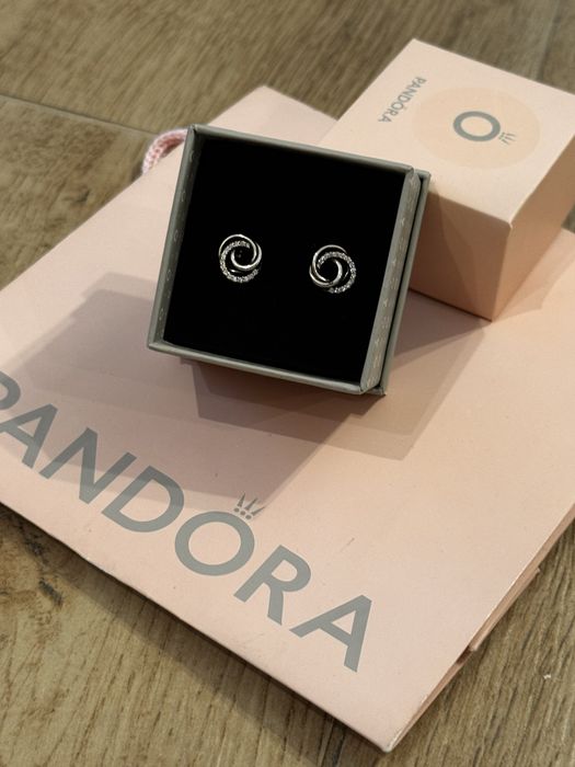 Pandora обеци Пандора