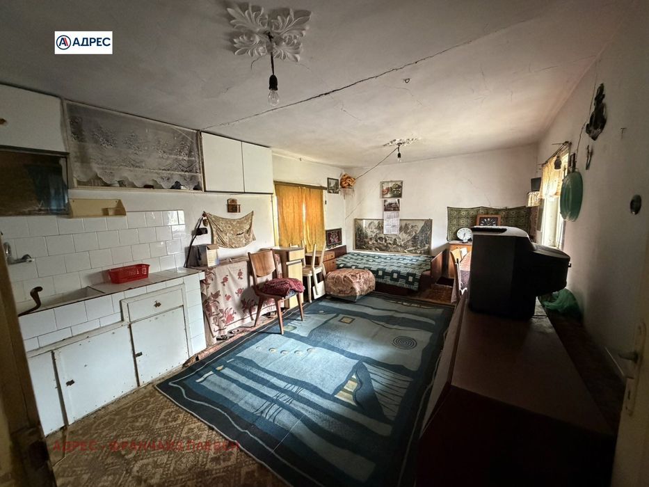 Къща в Плевен, област-с.Българене площ 90 цена 38000