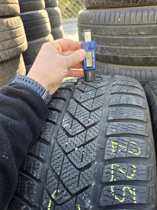 Anvelope de iarna 225-40r19 Pirelli