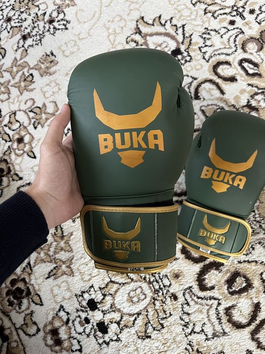 Боксерские перчатки Buka 12 oz
