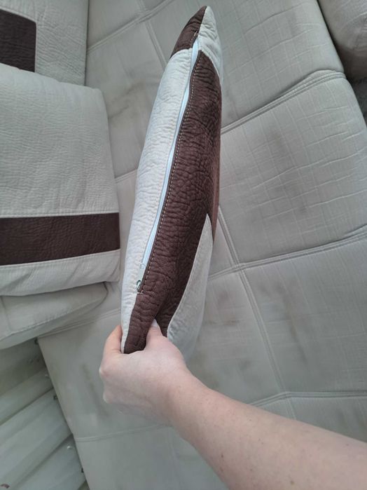 НАМАЛЕН! СПЕШНО! Ъглов диван с възглавници!