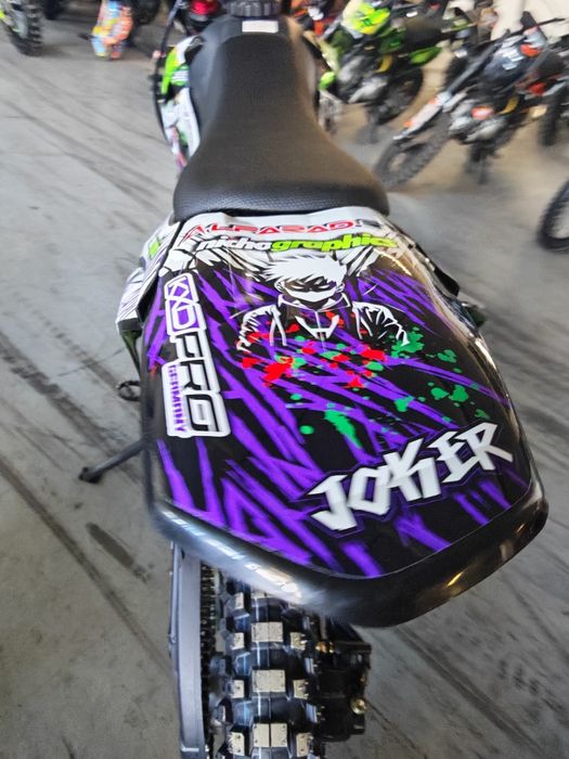 Hurricane joker nou cu garantie si livrare in toata tara