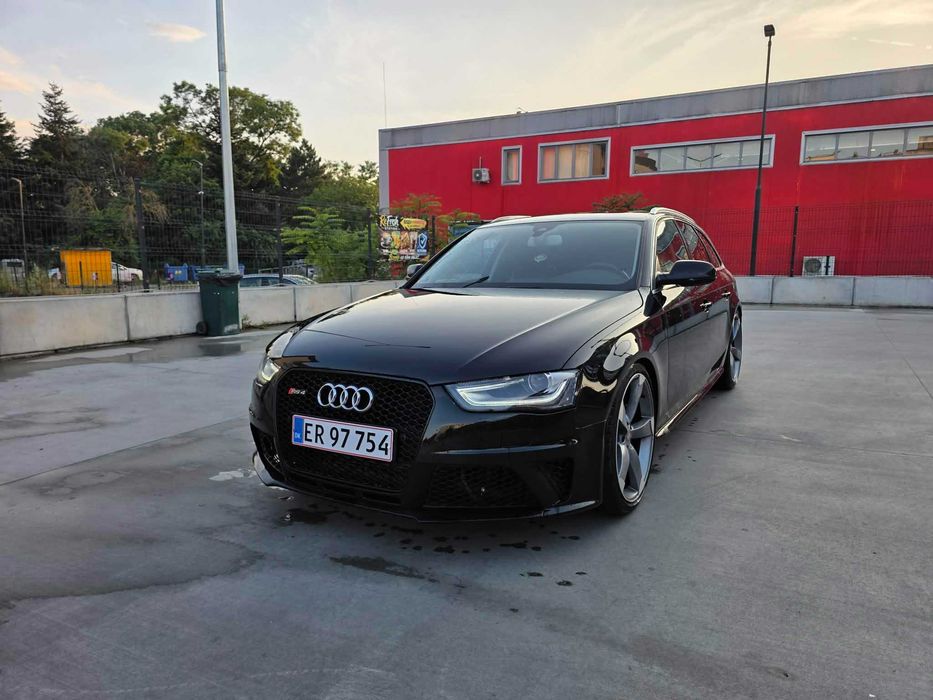 Audi A4 2.0 TDI RS line