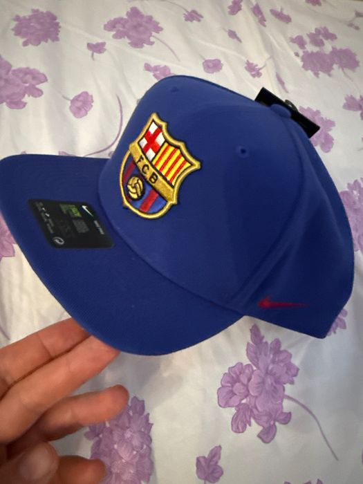Шапка на Barcelona унисекс