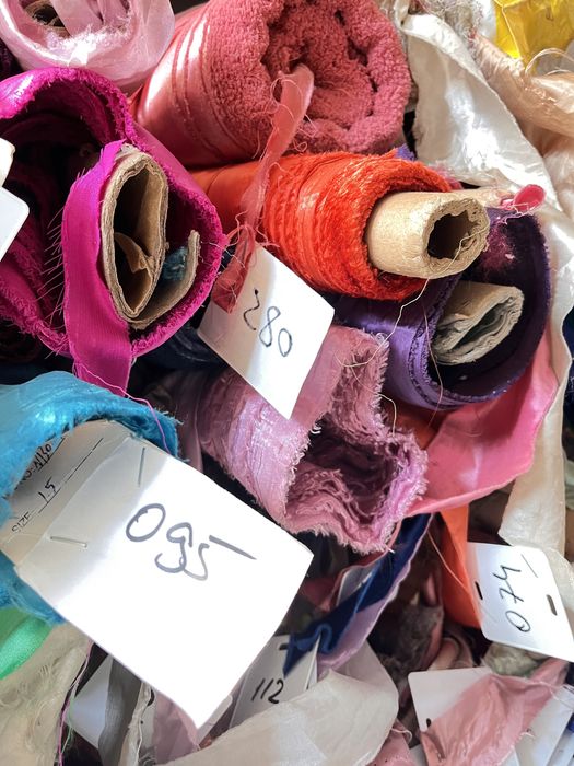 Ткань сатиновый атлас