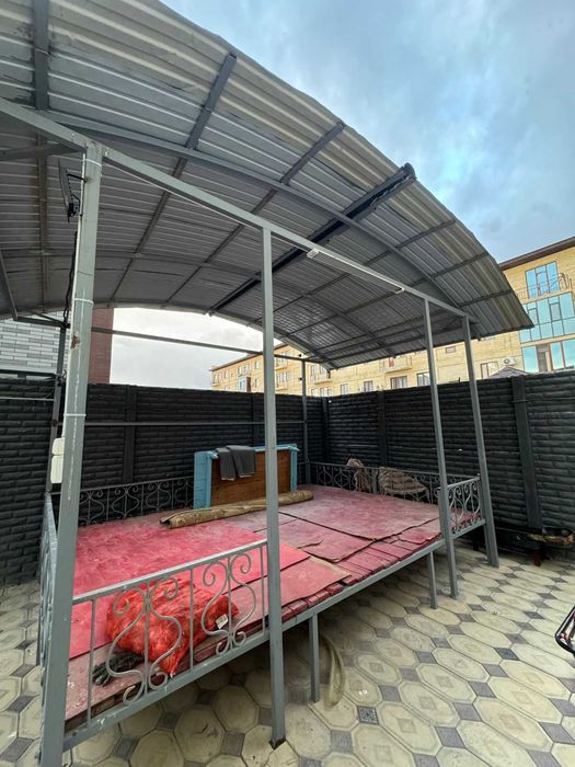 Летний тапчан для двора