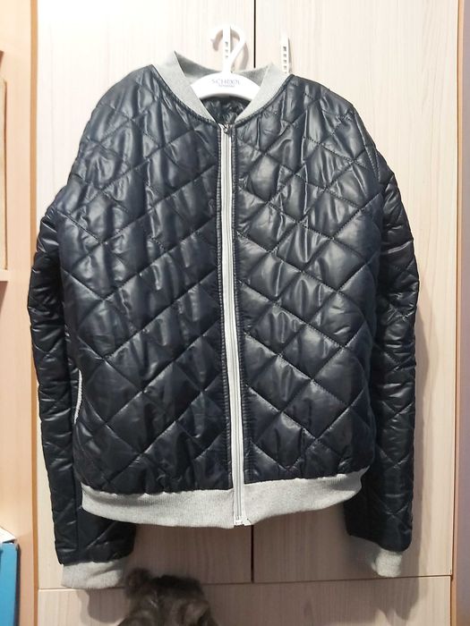 Куртка-бомбер на девочку 11-13 лет