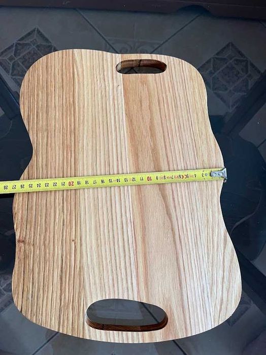 Platou de servire din stejar masiv 37×27 cm – Ménajeră cu 5 compartimente