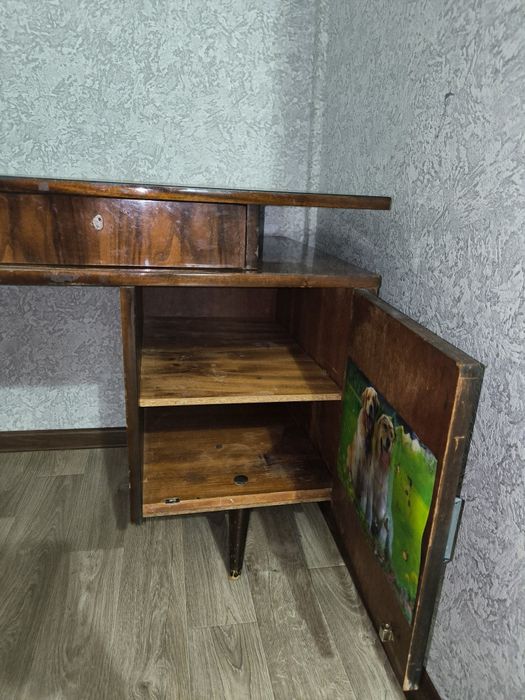 Стол письменный со шкафами