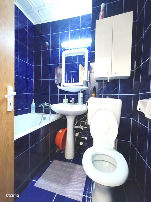 Apartament 2 camere Razboieni, balcon, etajul 3/4, mobilat si utilat
