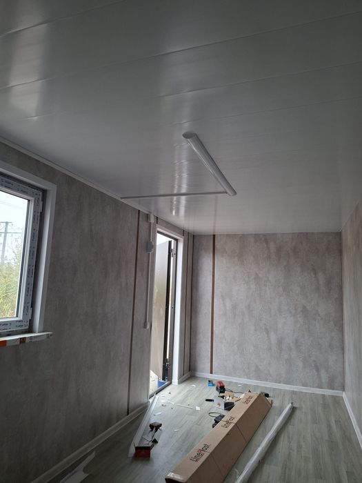 Пустые и утеплённые кокнтейнера