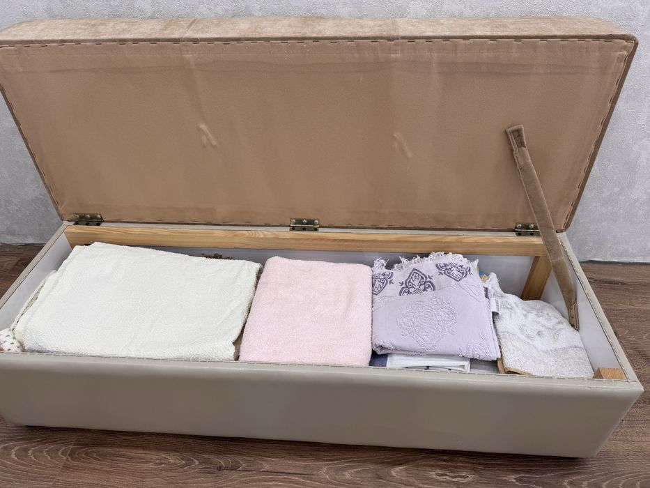 Продам Диван ,Минидиван и пуф