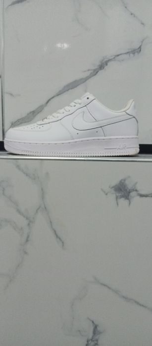 Продам Nike Air Force 1