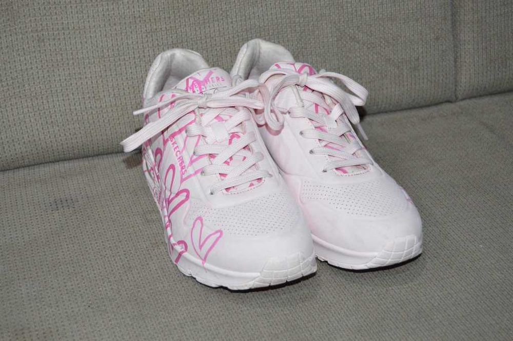 Incaltaminte Skechers x JGoldcrown: Uno - Spread the Love 39