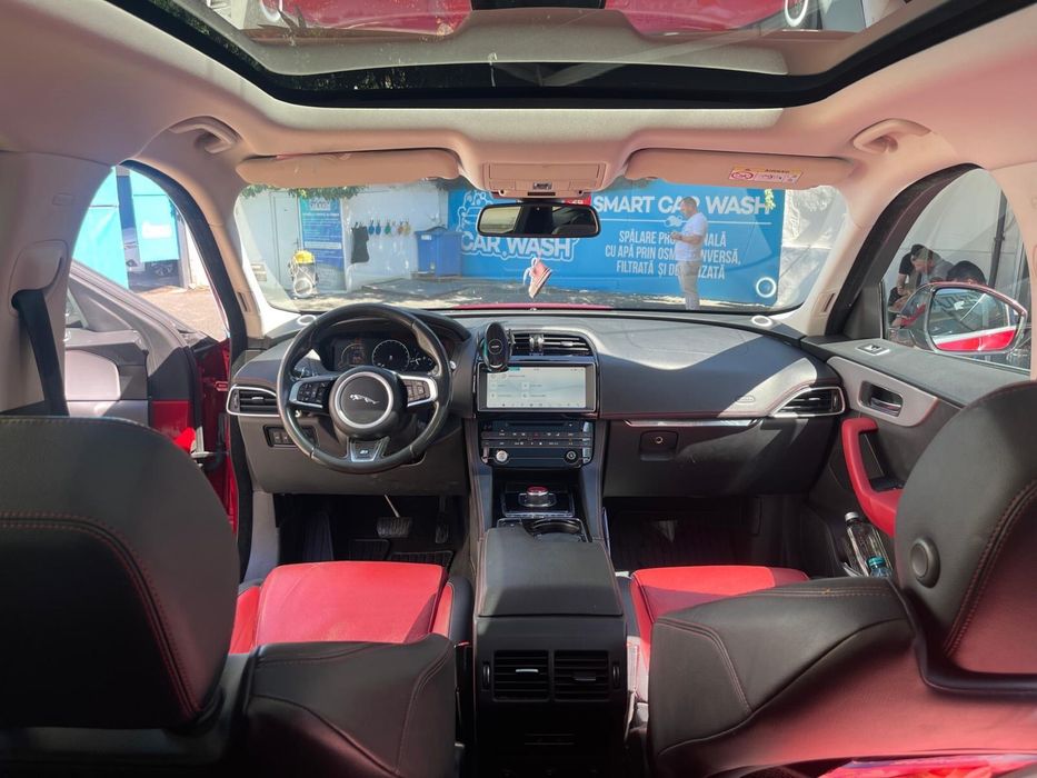 Jaguar F-Pace 20d AWD R-Sport Super dotat