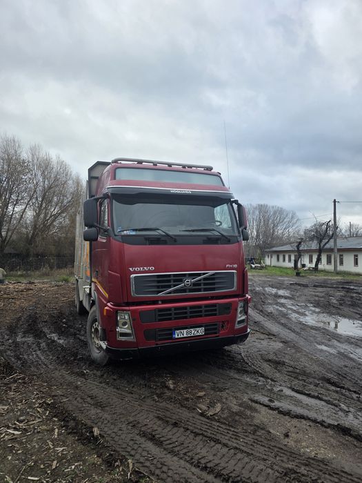 Camion forestier Volvo