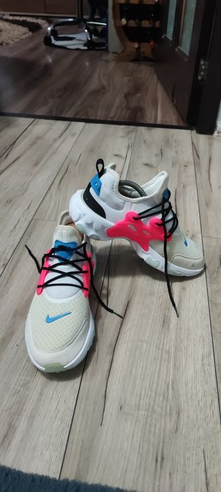 Nike react presto gs   Nr 40.5    26 cm