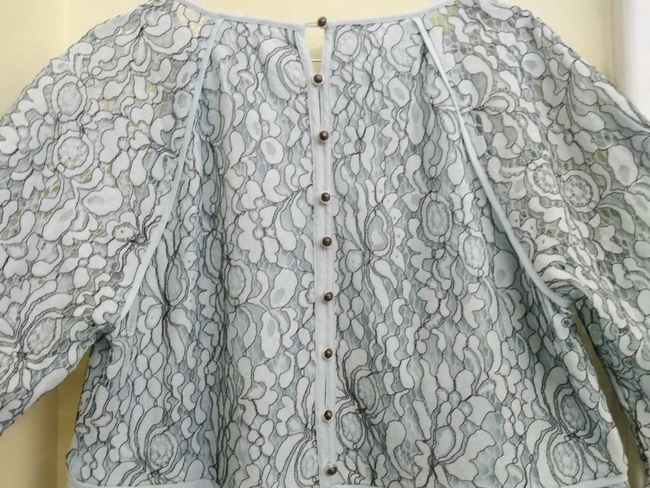 Bluza moderna bleo din dantela