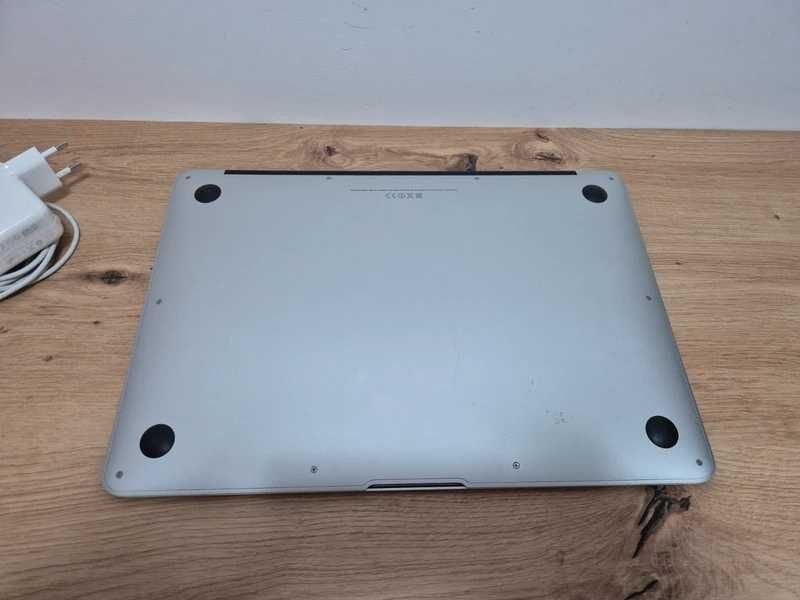 MacBook Air A1466
