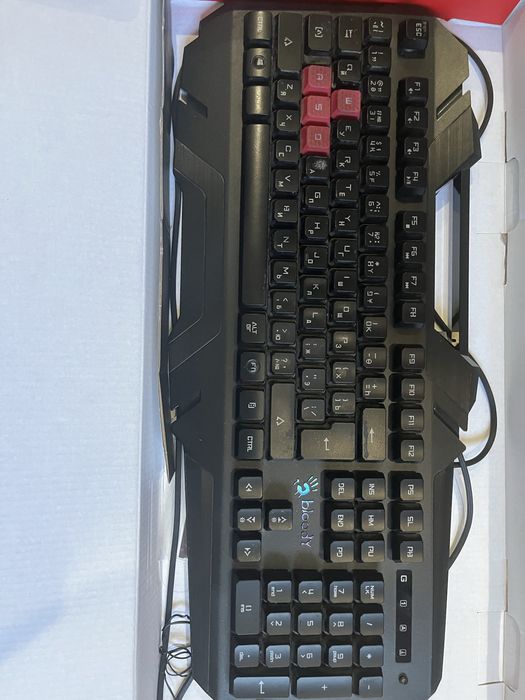 A4Tech Bloody B2500 клавиатура